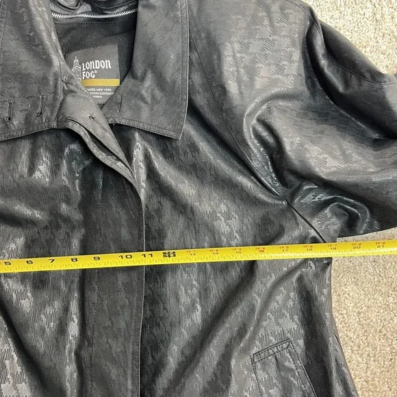 Vintage London Fog Coat Womens 4 Petite Gray Check Long Trench Lined Raincoat - Picture 7 of 10